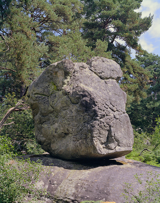 http://www.constanzapiaggio.com/web/new/files/gimgs/39_l-aerolithe120x94.jpg
