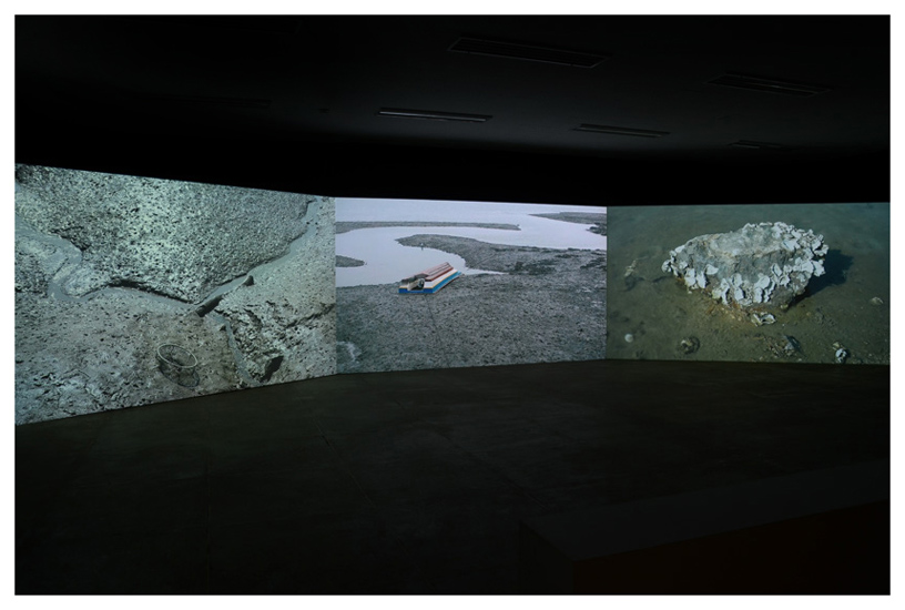 http://www.constanzapiaggio.com/web/new/files/gimgs/3_video-installation-2.jpg